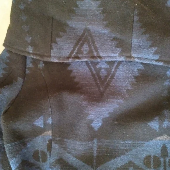 Aztec Pattern Coat - Picture 7 of 13